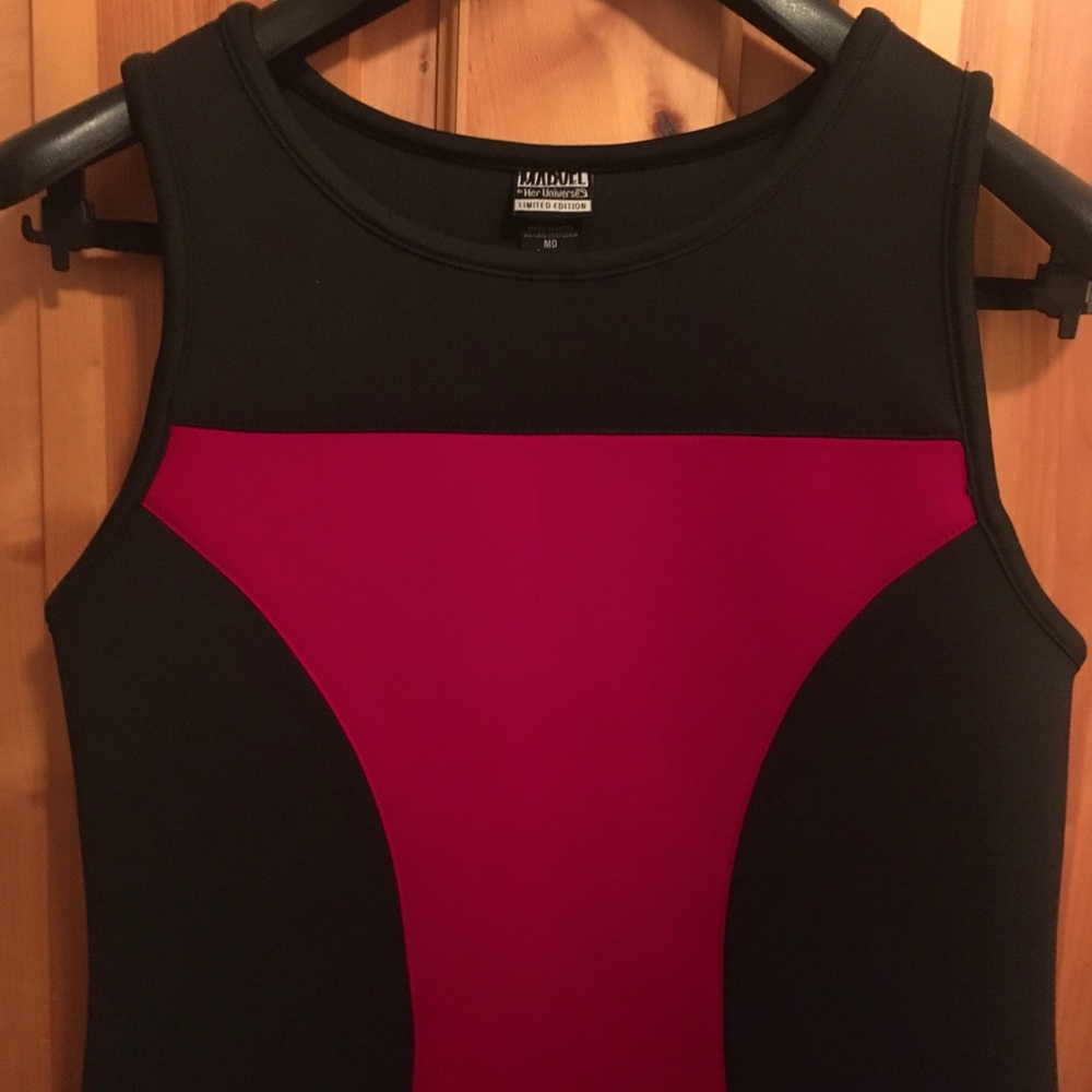 Marvel Her Universe Black Widow Dress - Picture 2 of 4